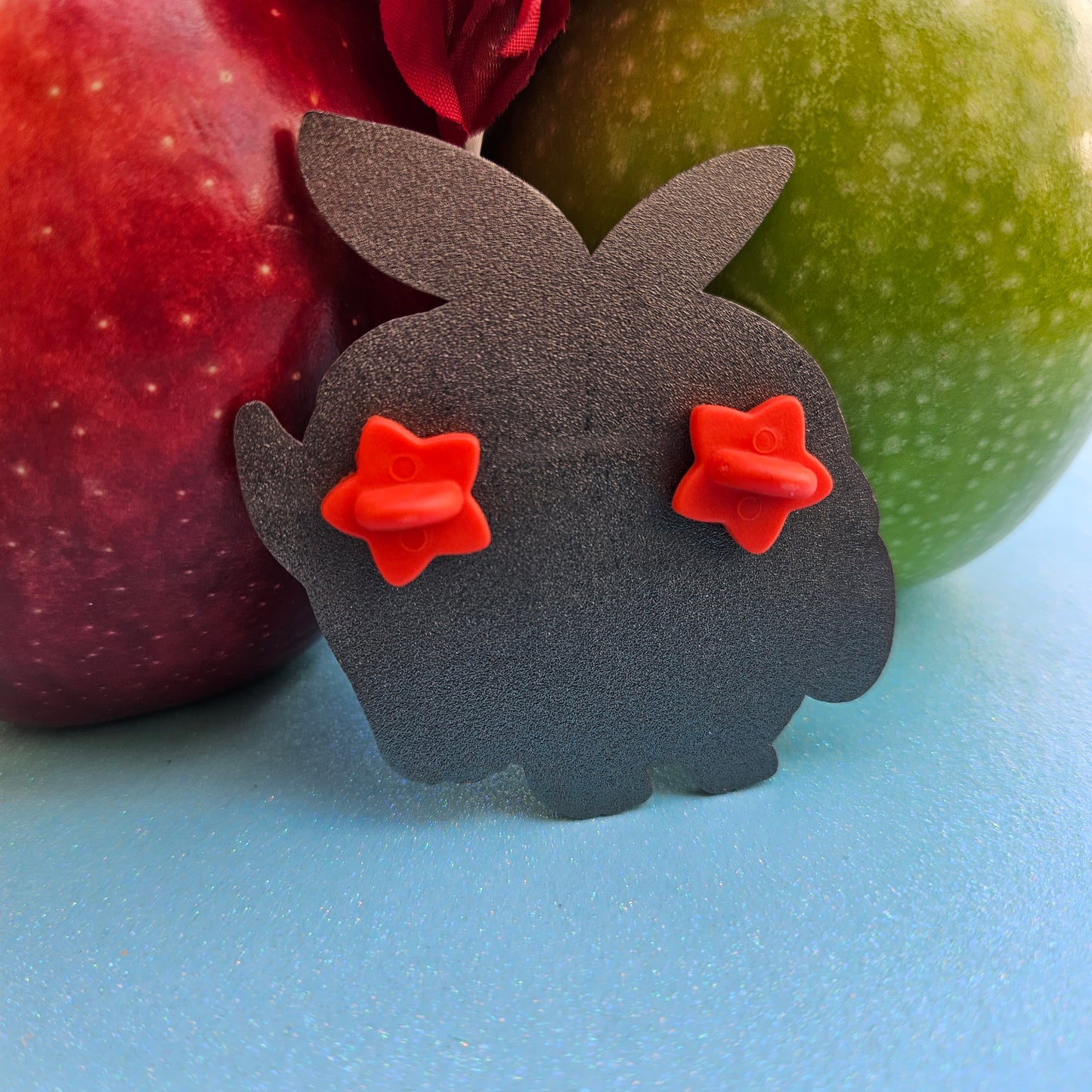 Apple Pie enamel pin