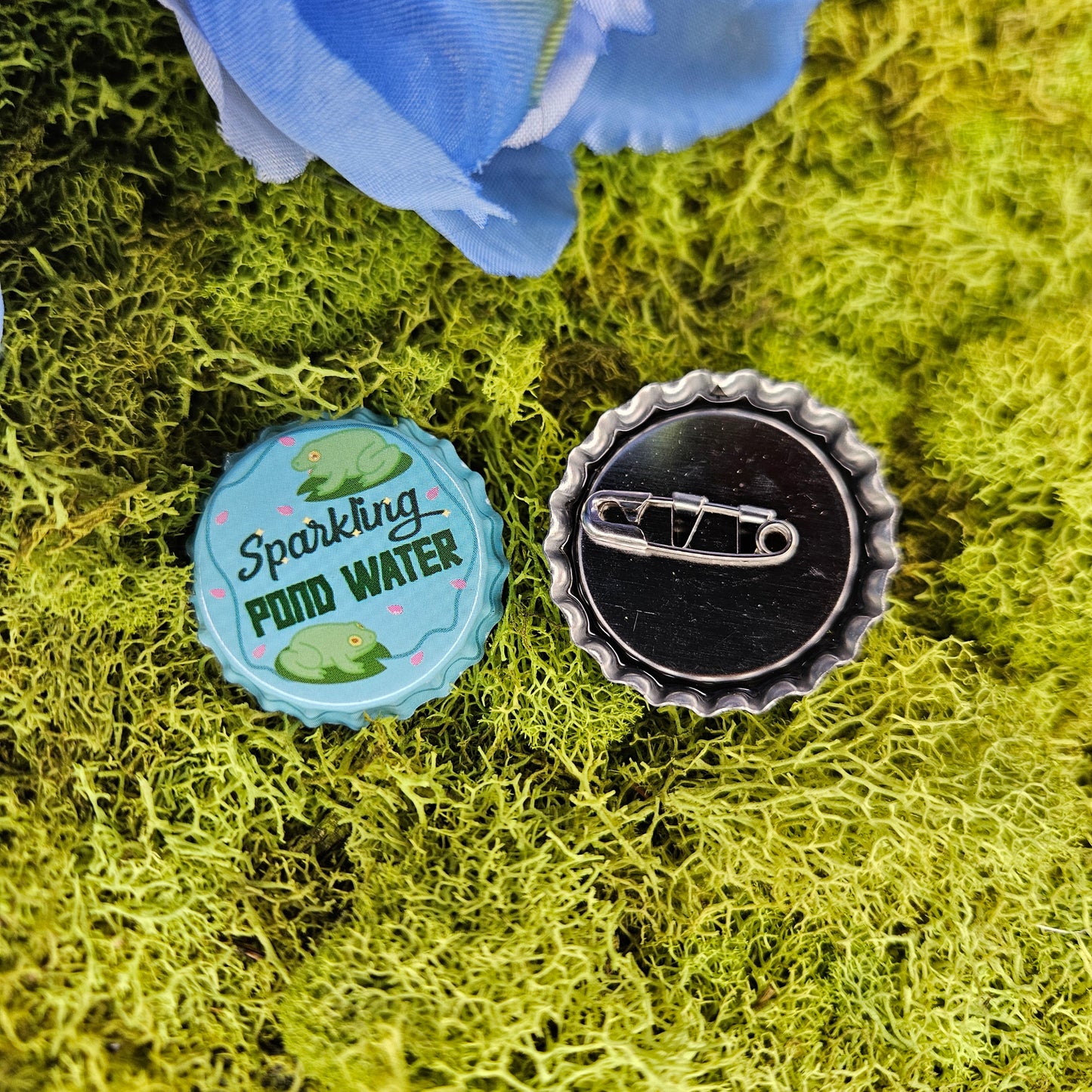 Froggie Drink Bottle Cap Buttons