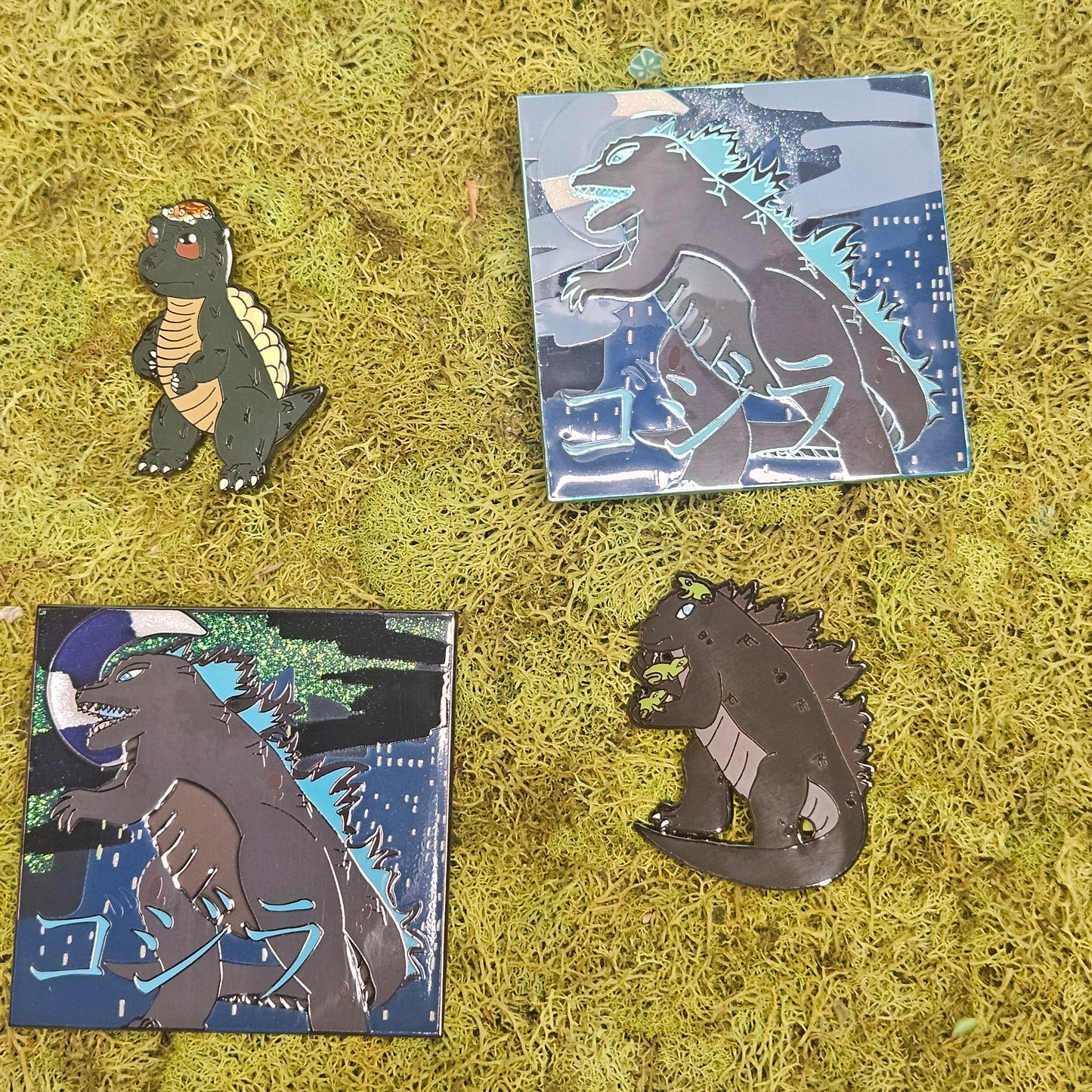 Kaijuu Holding Frogs Enamel Pins