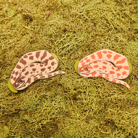 Hognose snake dyed metal pin