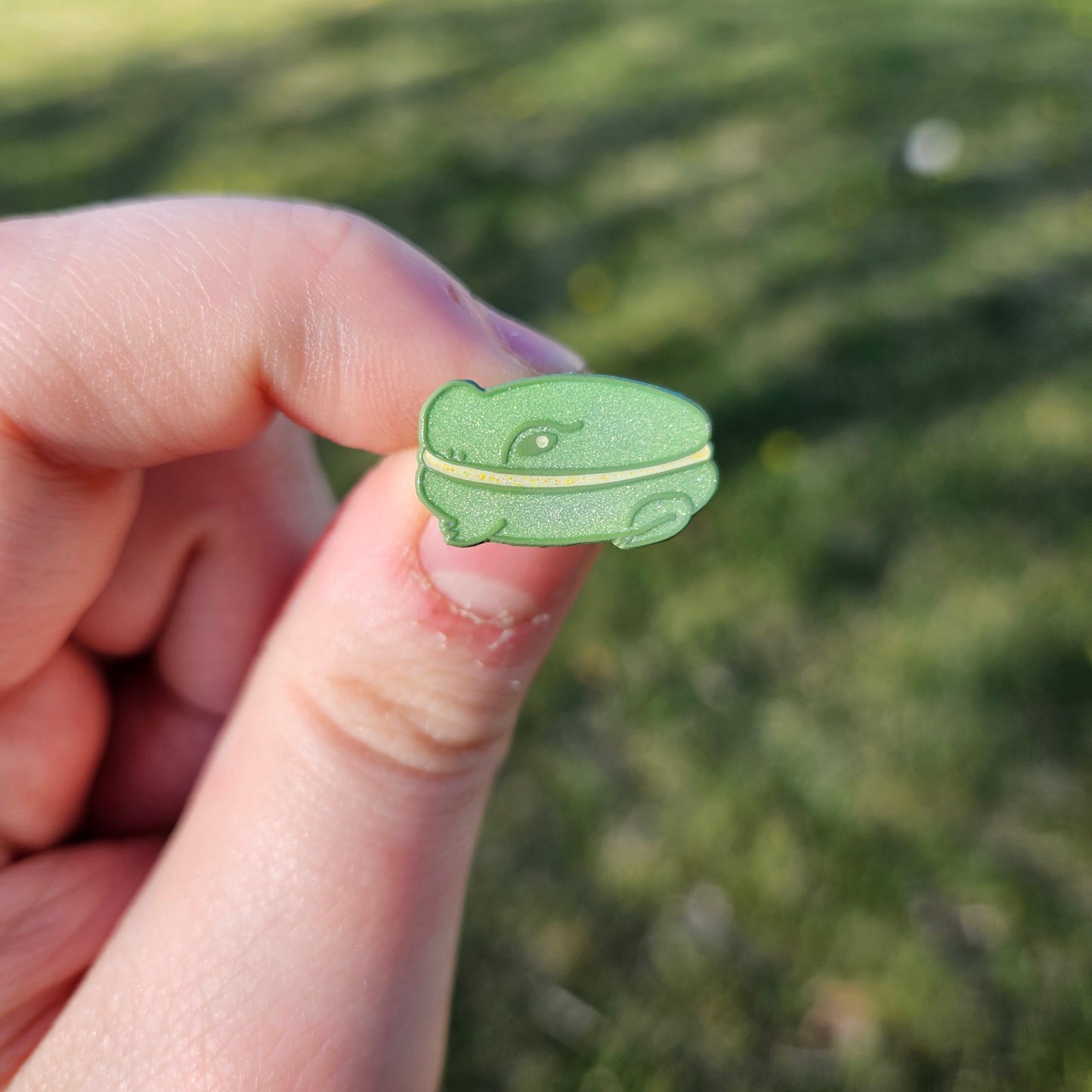 Mini Macaron Frogs Pin Set