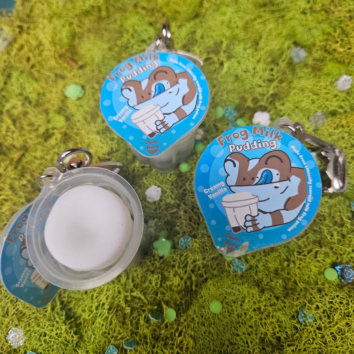 Frog Milk Vanilla Pudding Charm