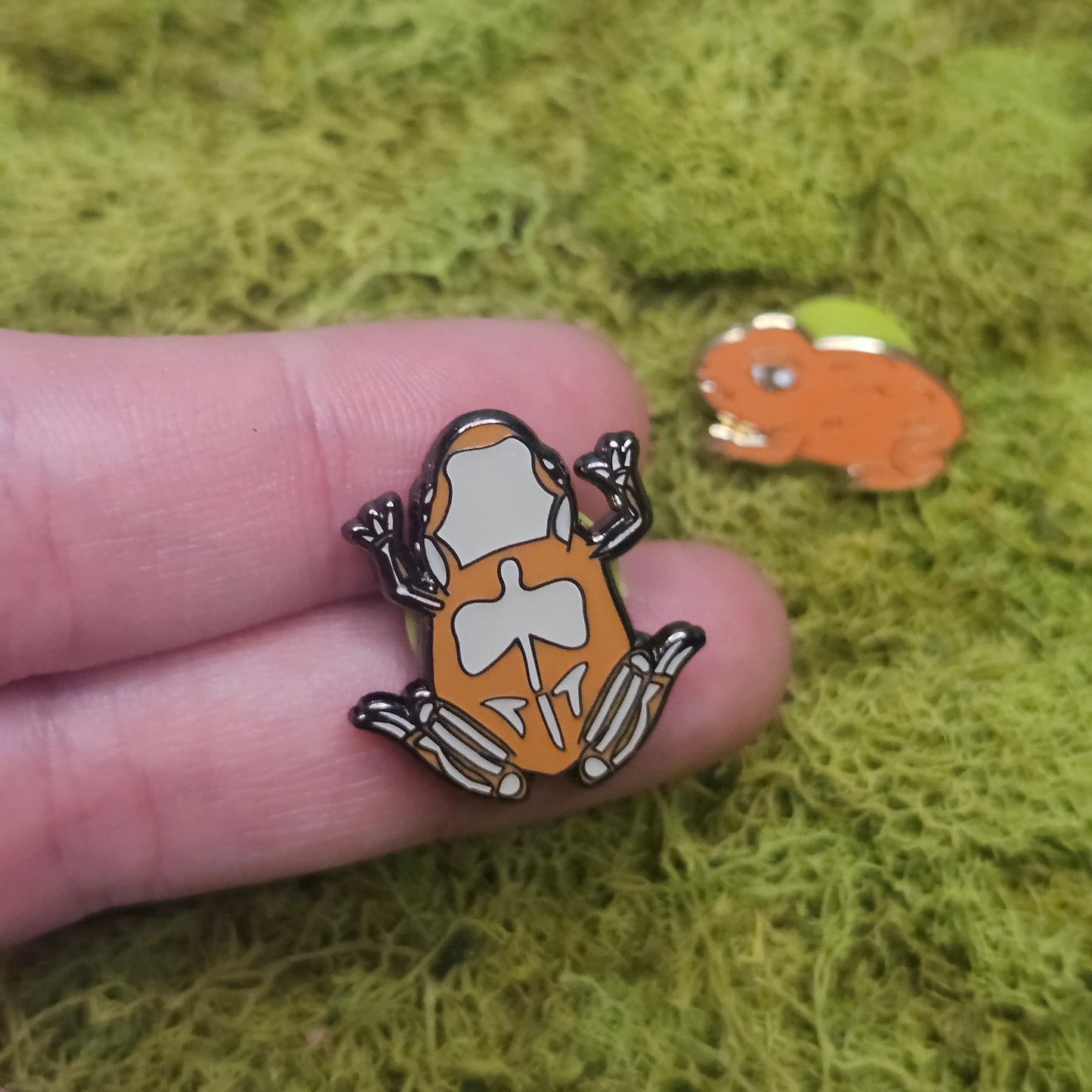 Glow Pumpkin Toadlet *Life Size Pin*