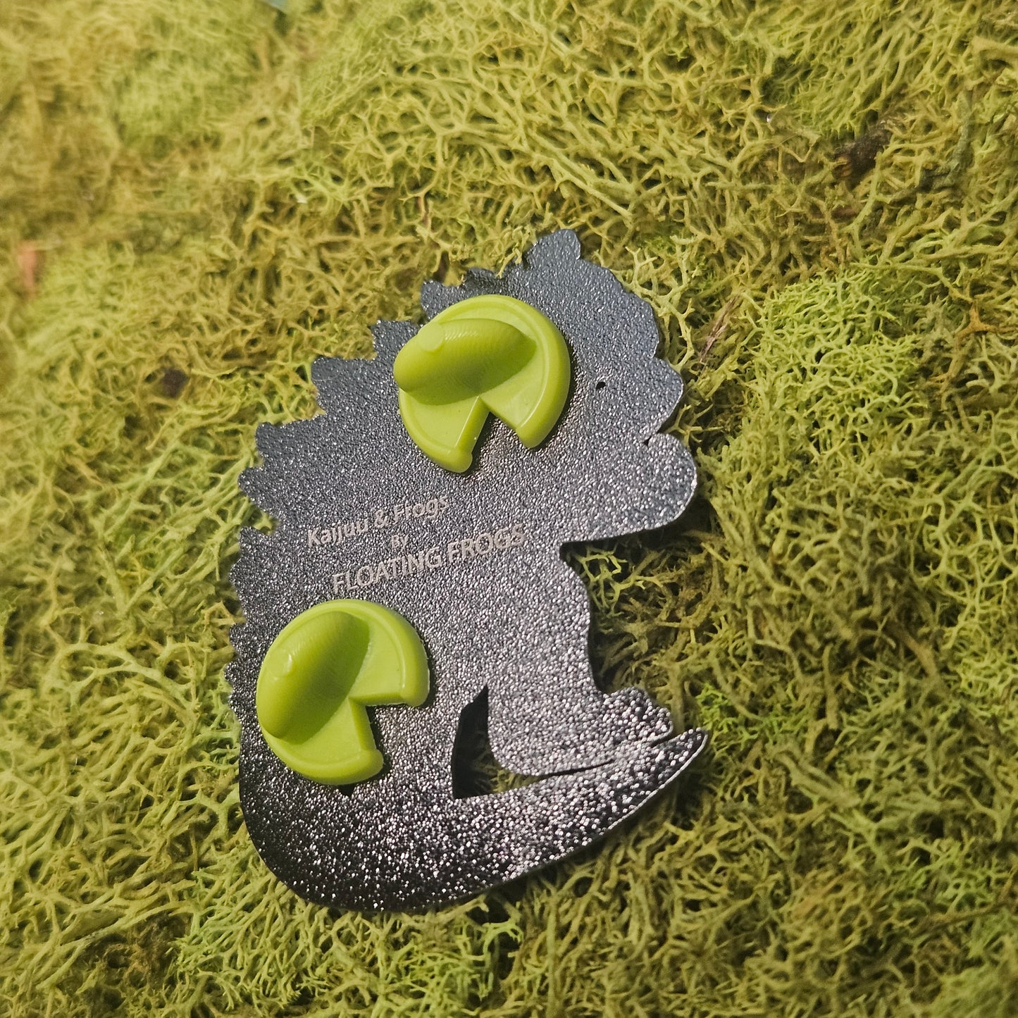 Kaijuu Holding Frogs Enamel Pins
